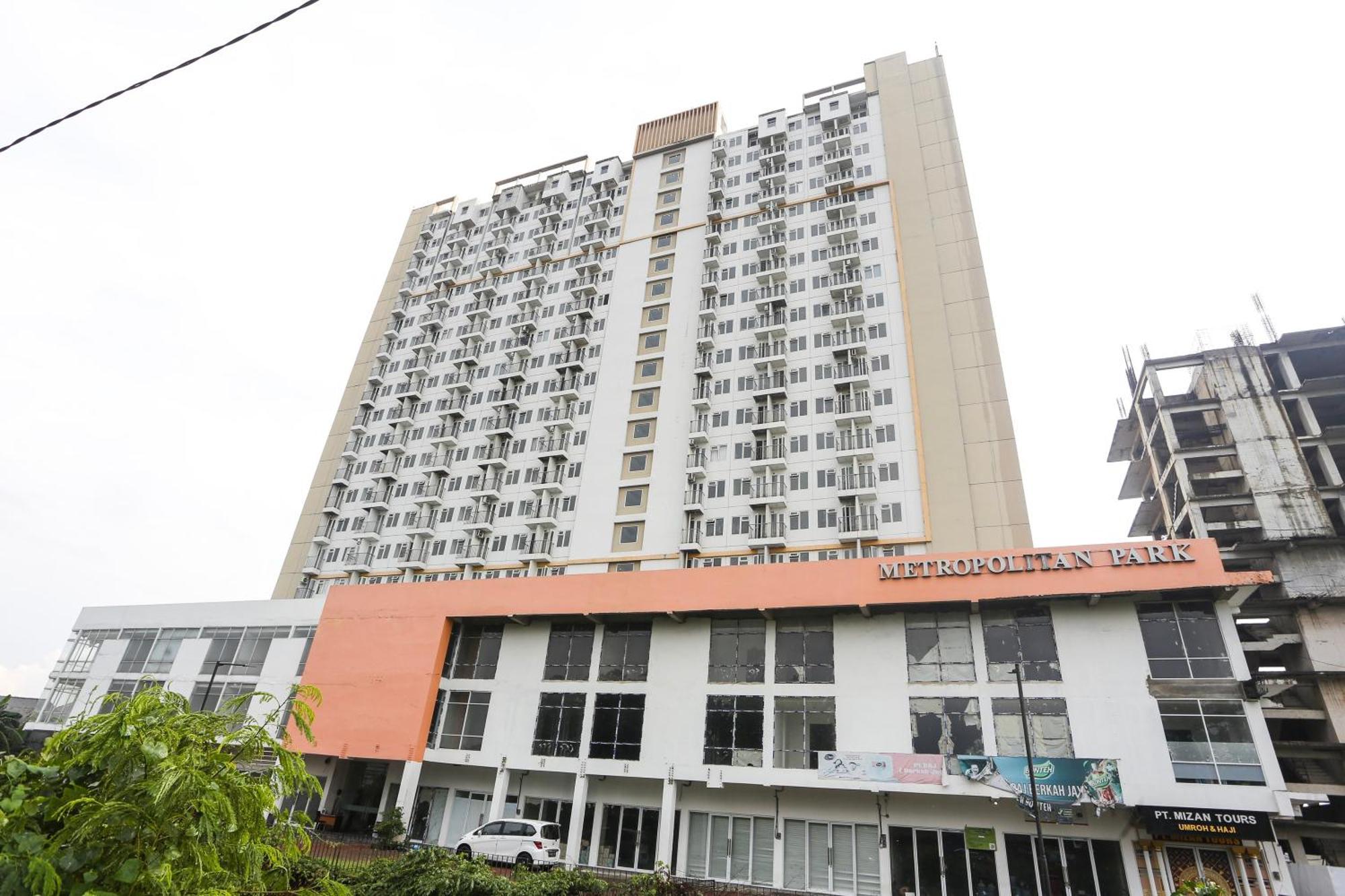 Collection O Bekasi Near Golden City Bekasi Formerly Metropolitan Park מראה חיצוני תמונה